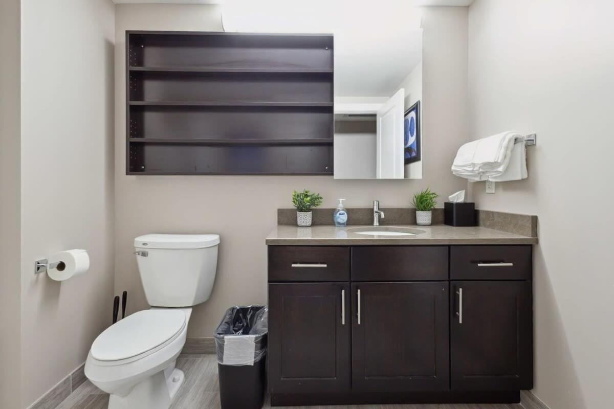 Апартаменти 2Br Downtown Luxury Getaway Детройт Екстер'єр фото