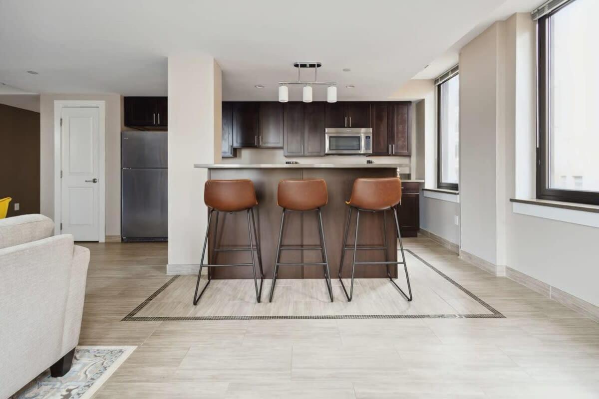 Апартаменти 2Br Downtown Luxury Getaway Детройт Екстер'єр фото