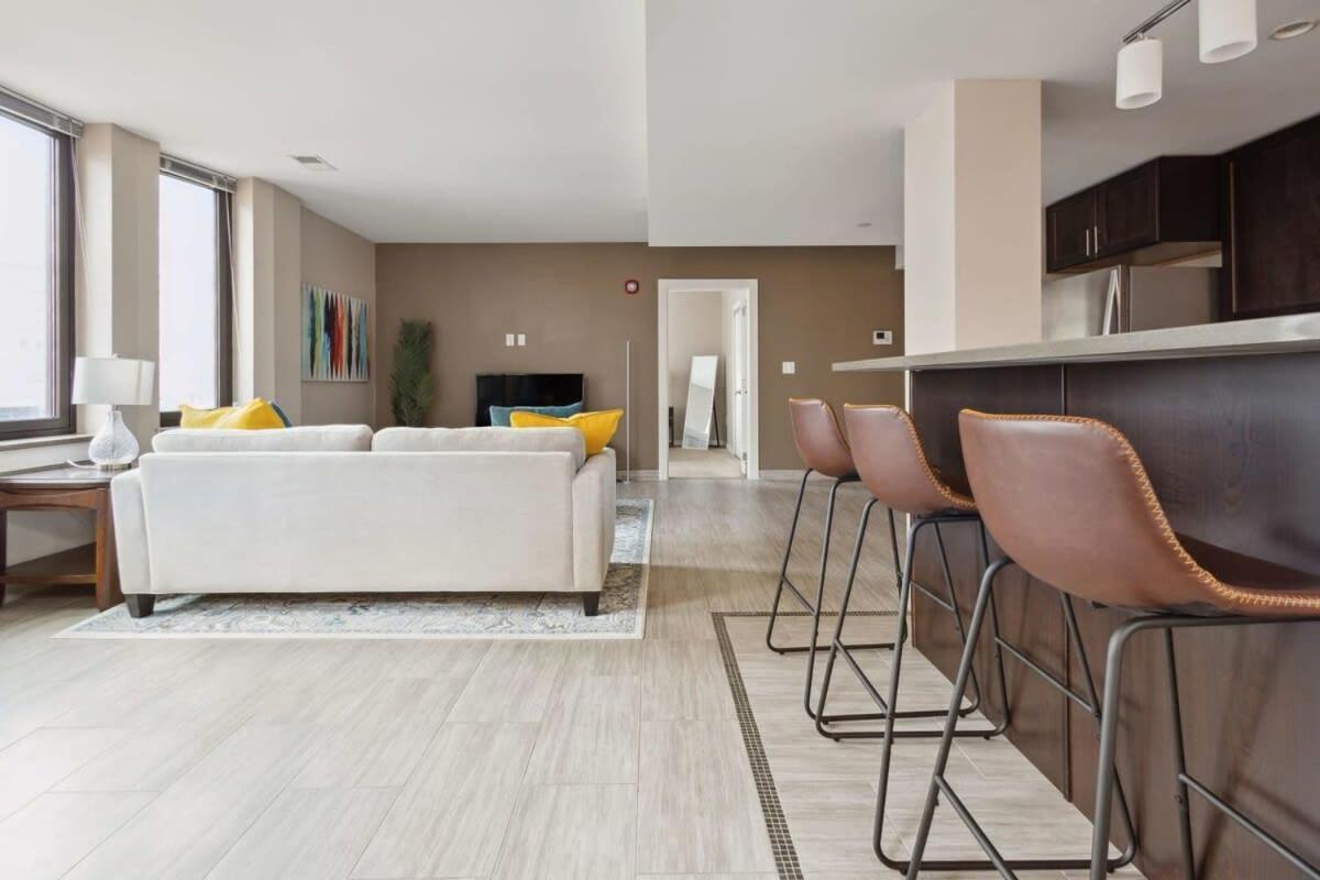 Апартаменти 2Br Downtown Luxury Getaway Детройт Екстер'єр фото