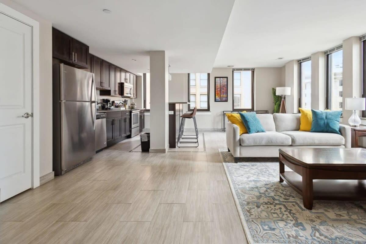 Апартаменти 2Br Downtown Luxury Getaway Детройт Екстер'єр фото