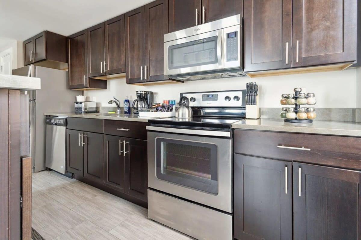 Апартаменти 2Br Downtown Luxury Getaway Детройт Екстер'єр фото
